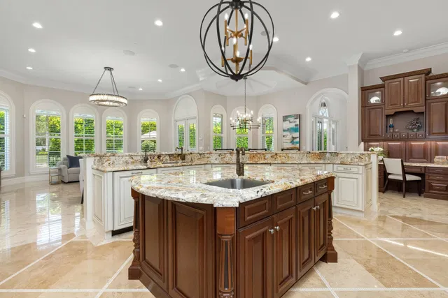 Royal Palm Yacht and Country Club Residence photo 24