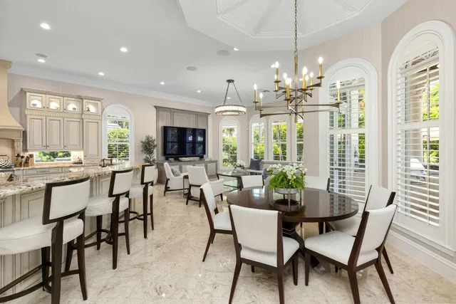 Royal Palm Yacht and Country Club Residence photo 27