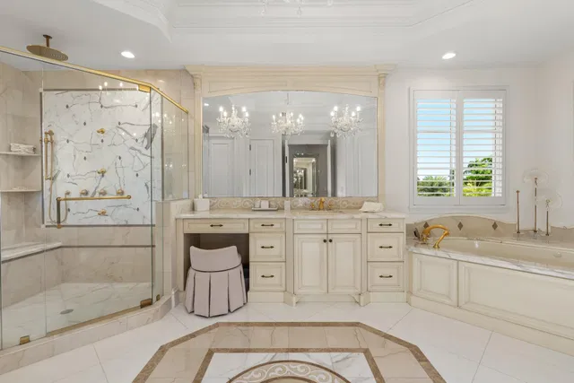 Royal Palm Yacht and Country Club Residence photo 61