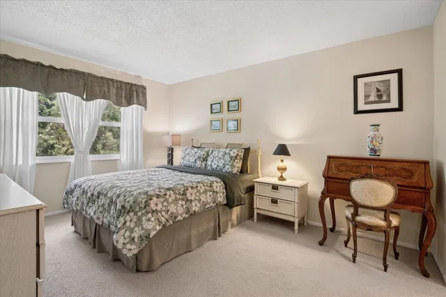 Residence photo 8