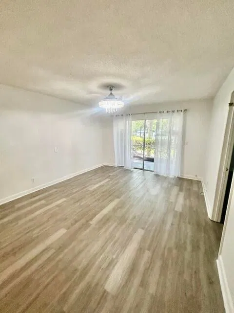  Unit 115 photo 11