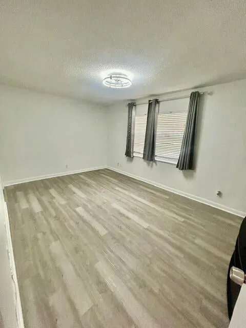 Unit 115 photo 12