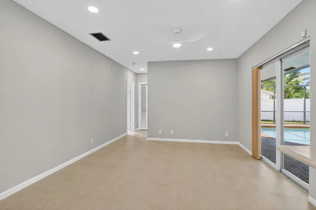  Residence photo 19