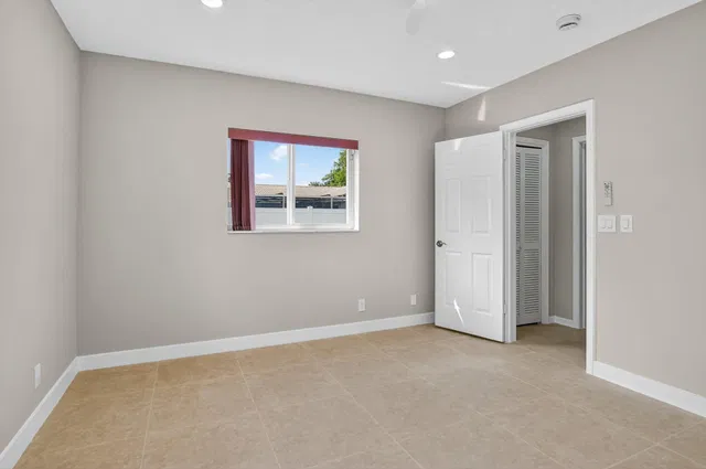  Residence photo 23