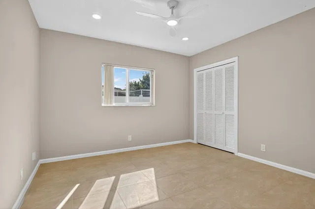  Residence photo 28