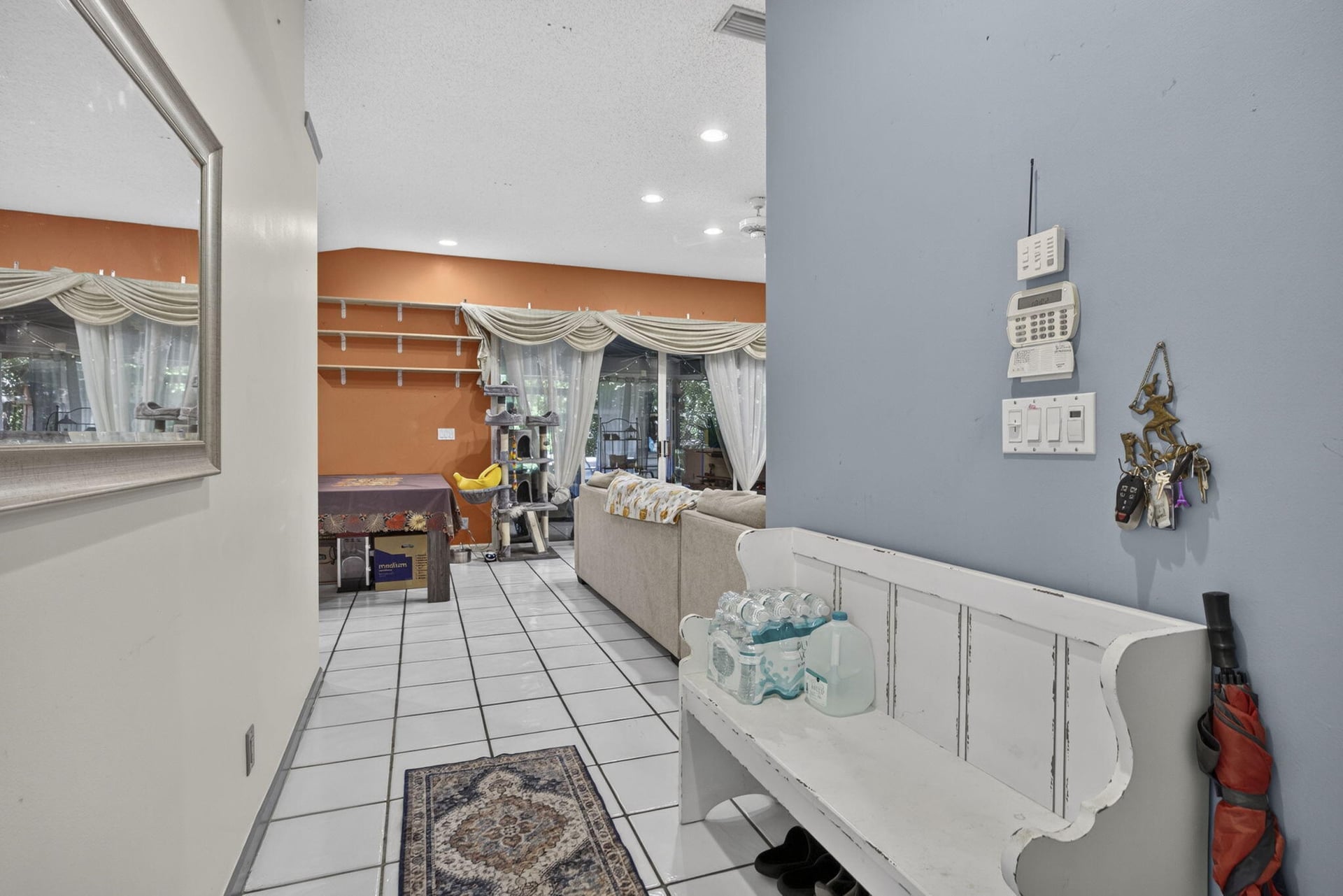  Residence photo 9