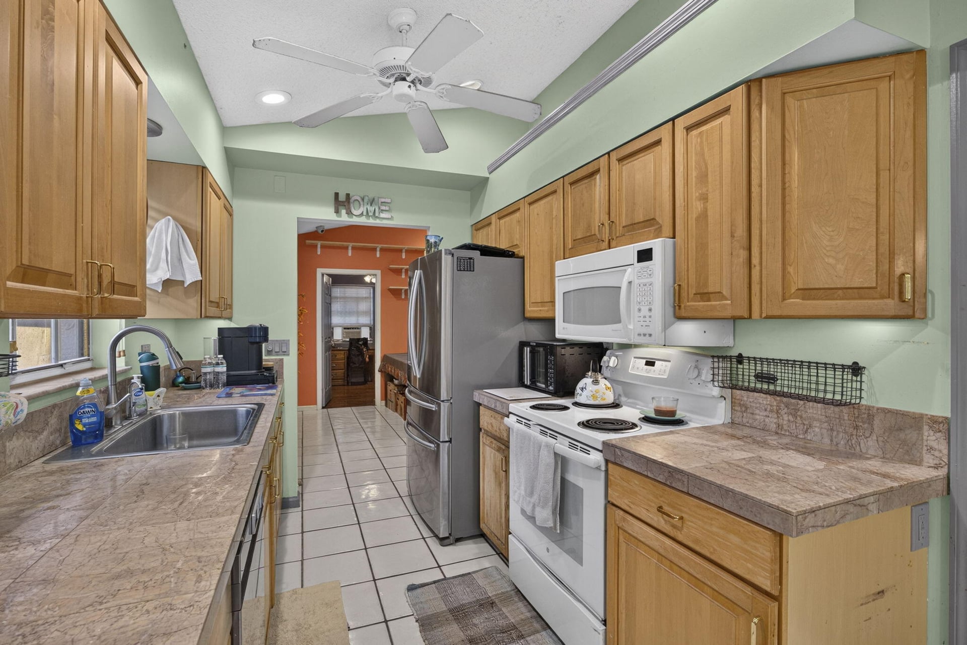  Residence photo 12