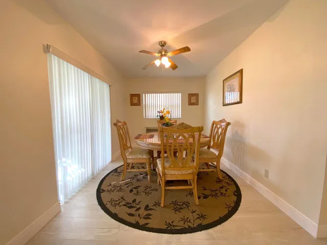 Residence photo 4