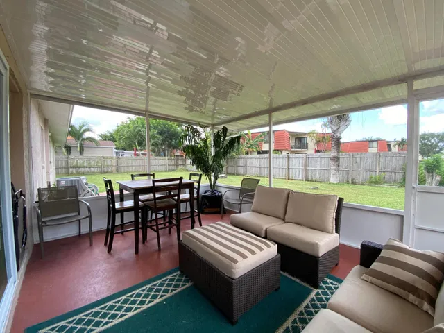 Residence photo 10