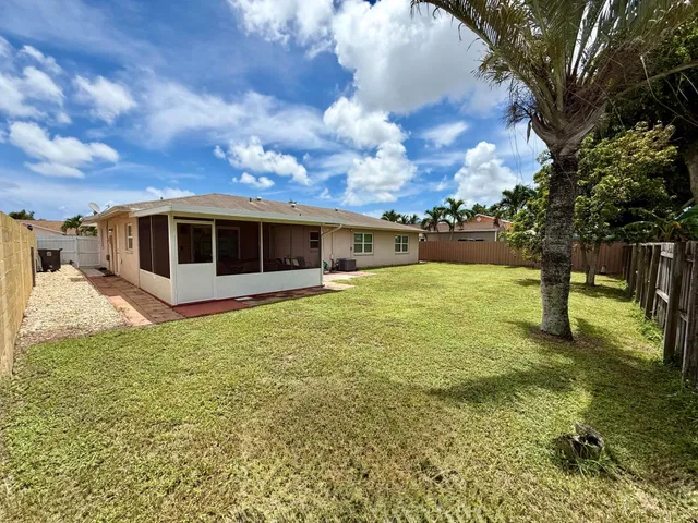 Residence photo 11