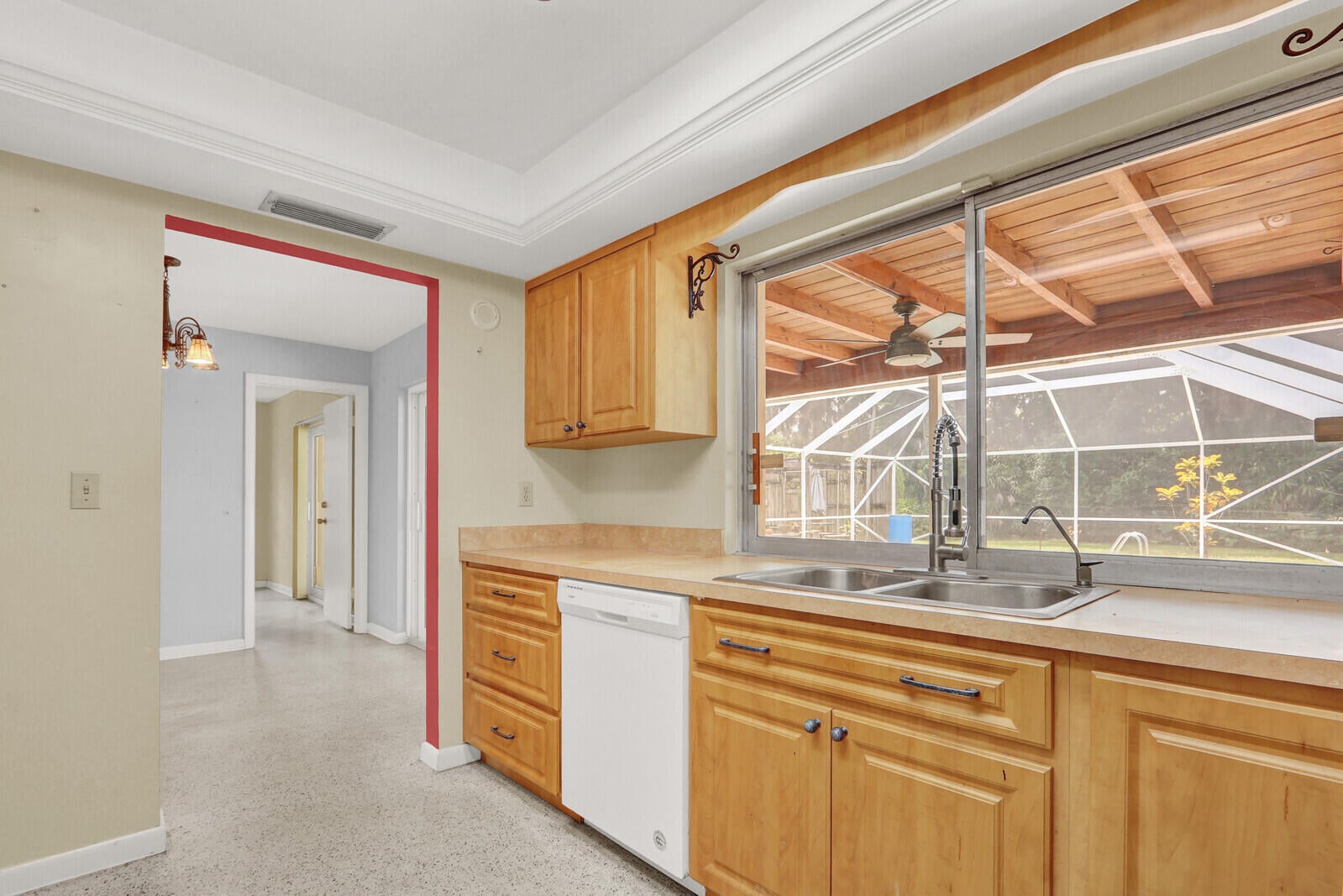 Residence photo 17