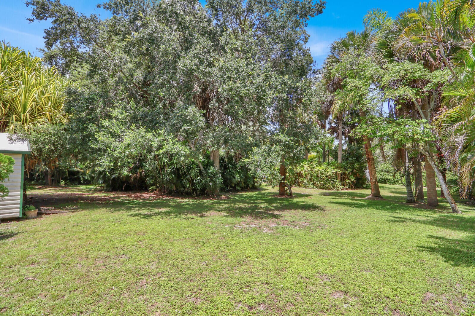 Residence photo 46