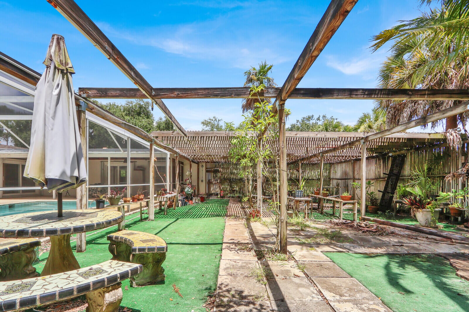 Residence photo 50