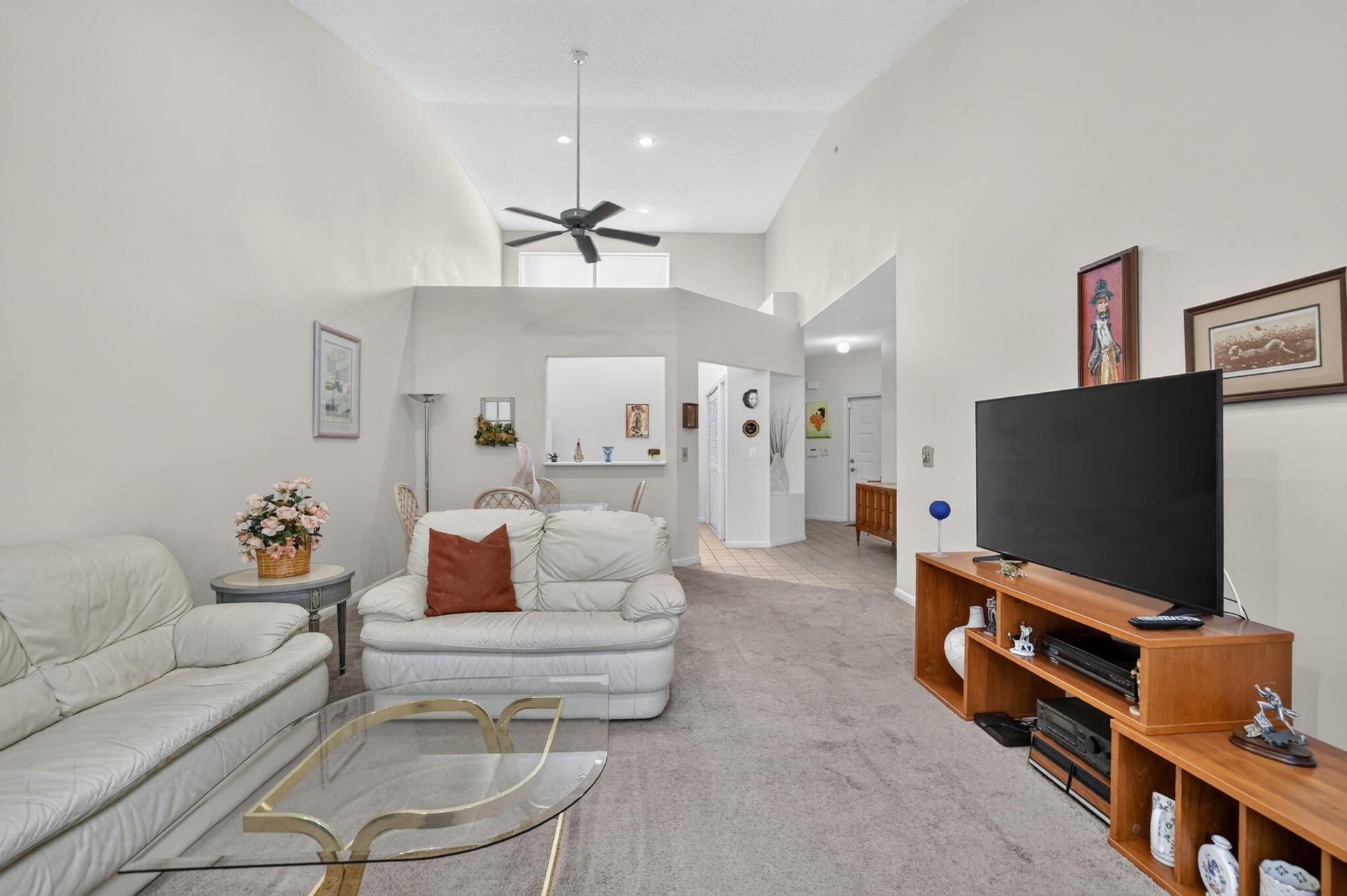 Residence photo 5