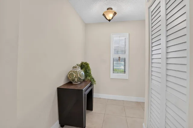 Boca Lago Country Club Homes Unit C photo 9