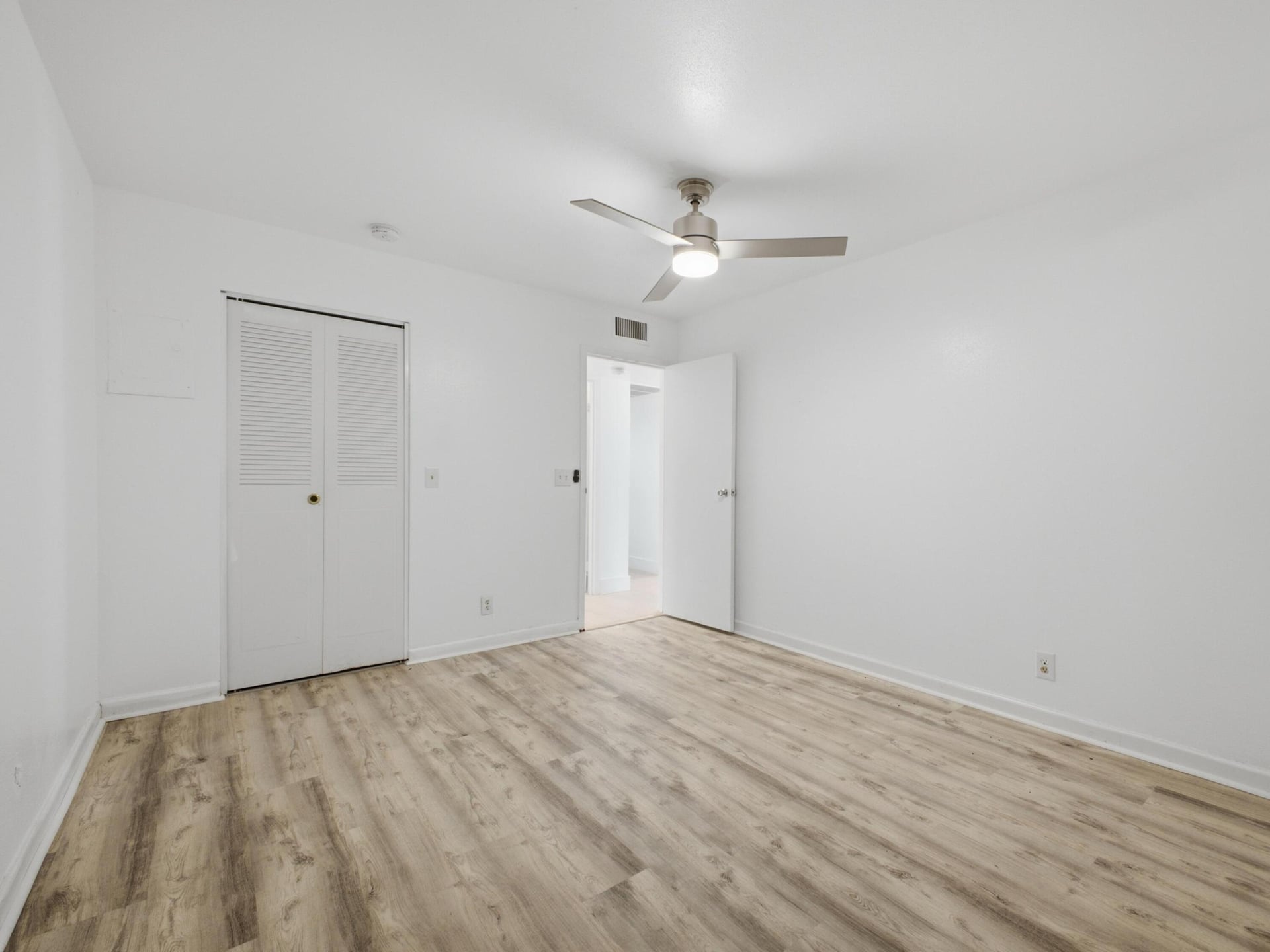 Residence photo 19
