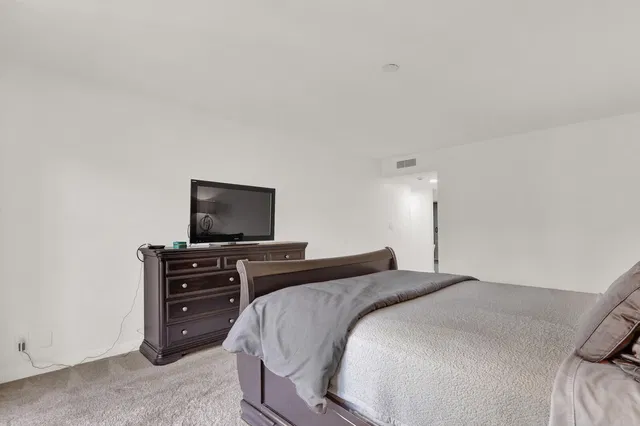 Unit 105A photo 21