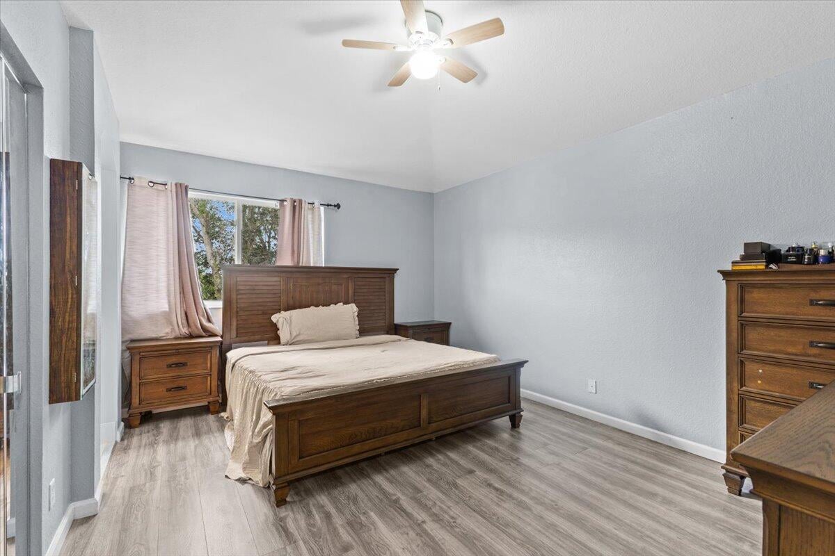 Residence photo 22