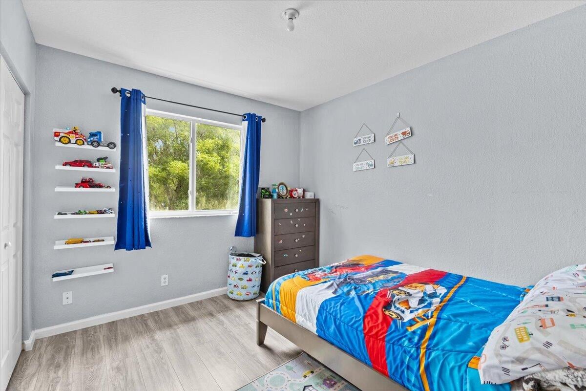 Residence photo 32
