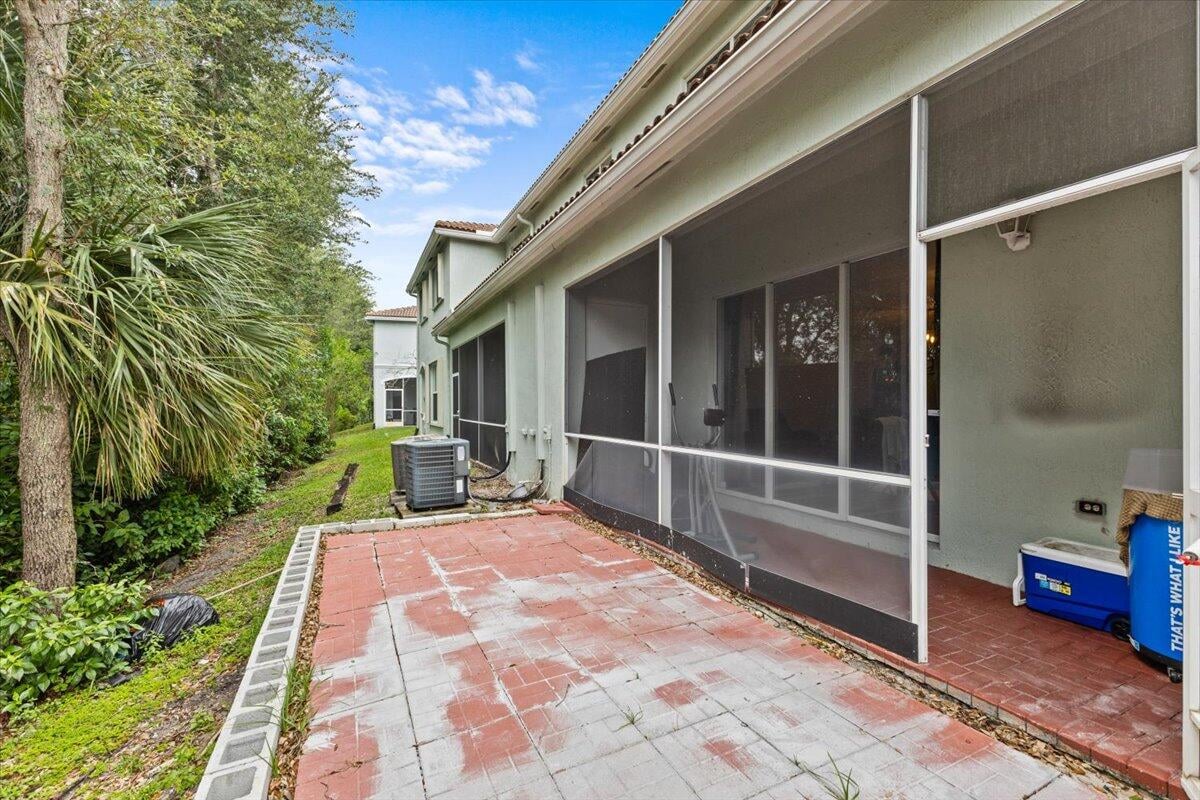 Residence photo 34