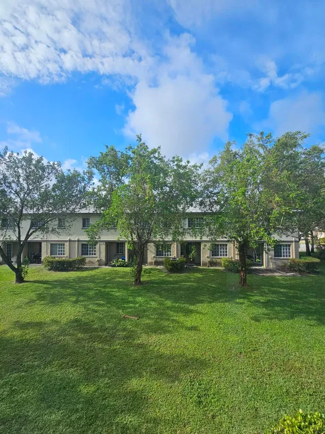  Residence photo 21