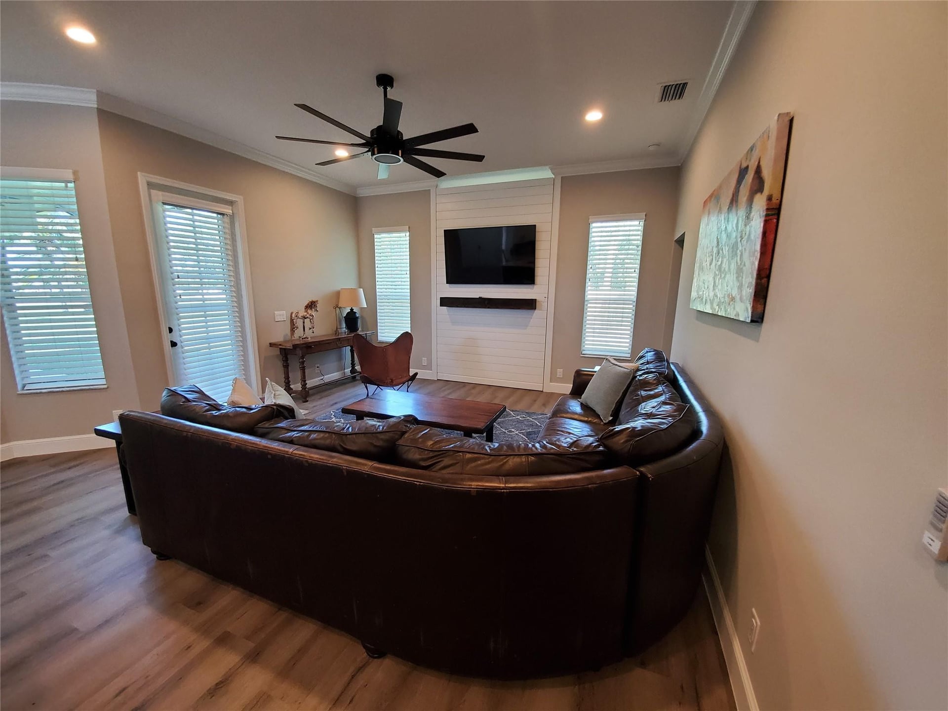 Residence photo 12