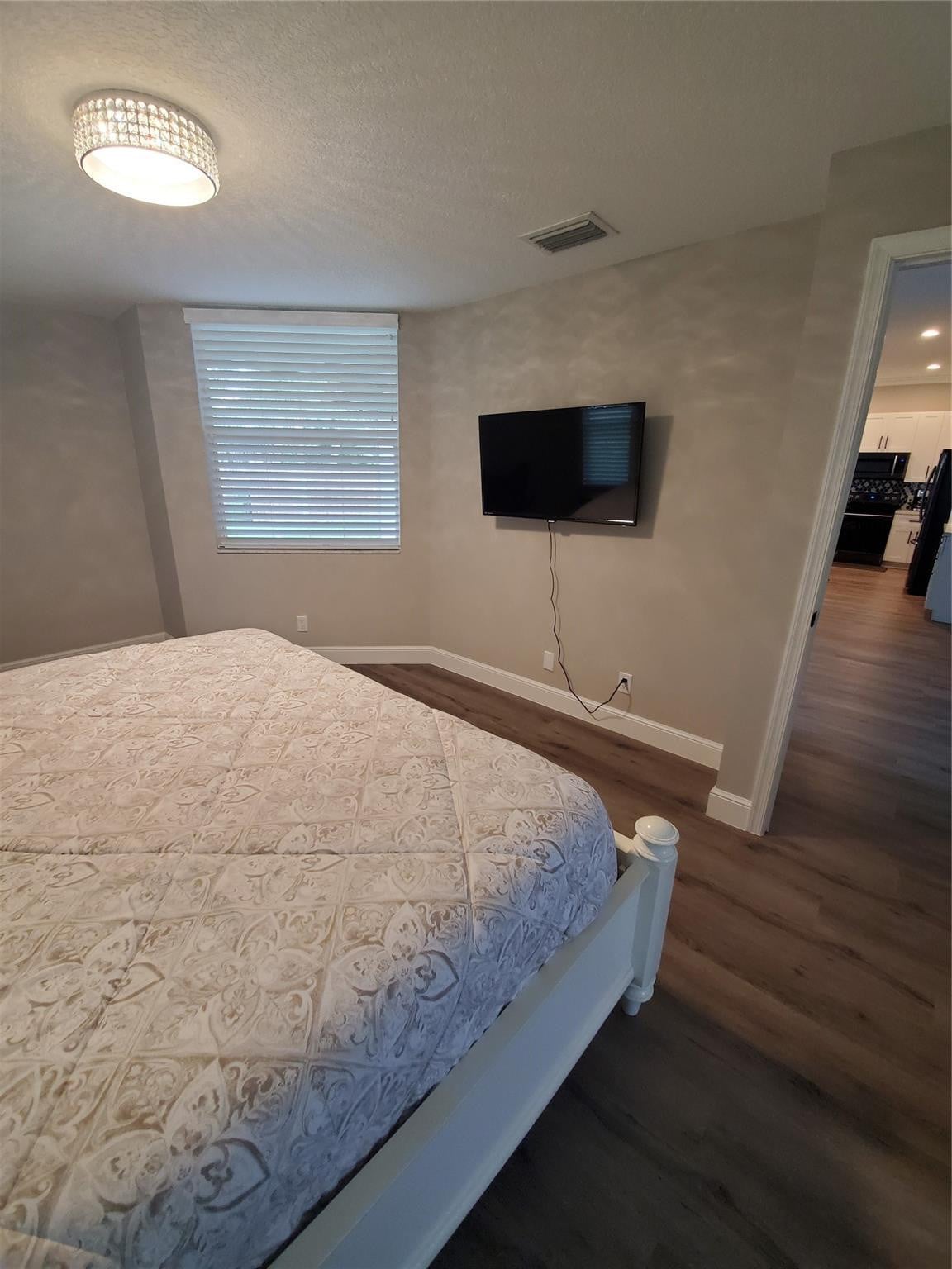 Residence photo 17