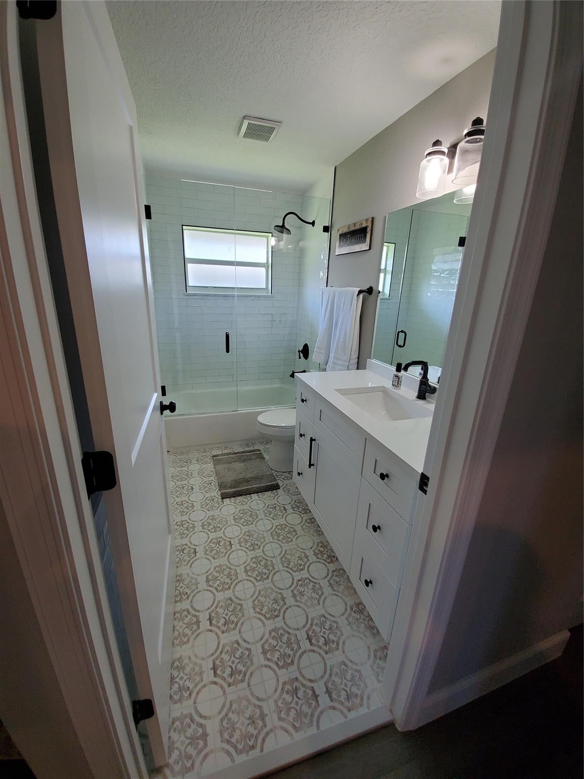Residence photo 30
