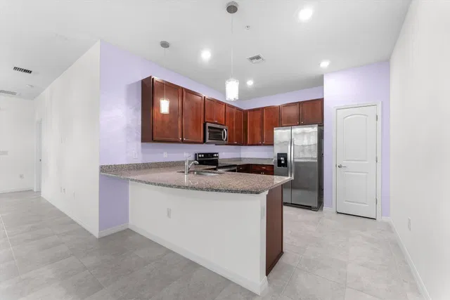  Residence photo 11
