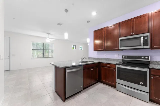  Residence photo 13