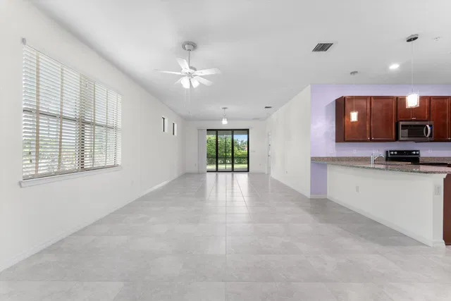  Residence photo 14
