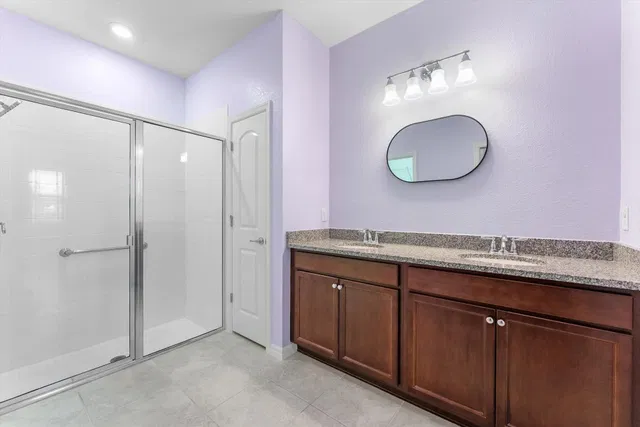  Residence photo 20