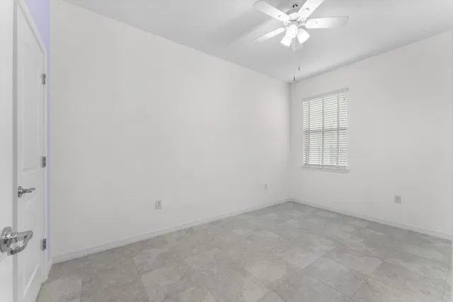  Residence photo 25