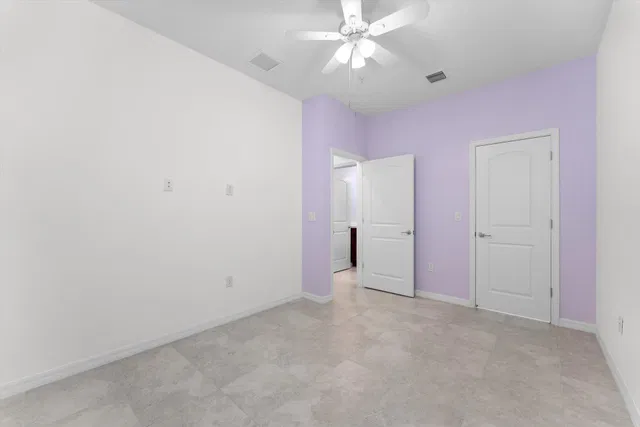  Residence photo 26