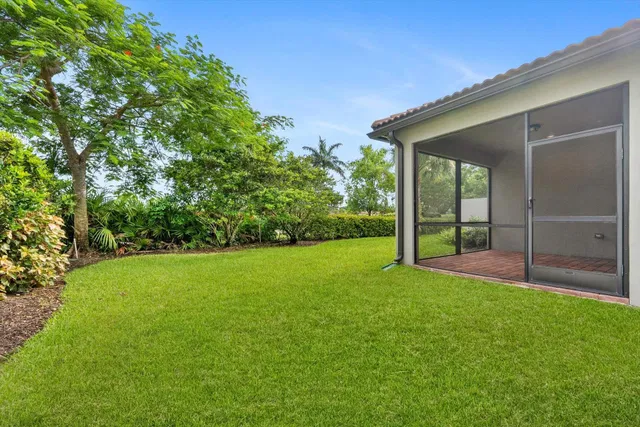  Residence photo 33