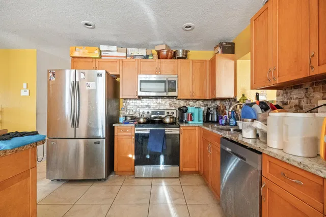  Residence photo 24