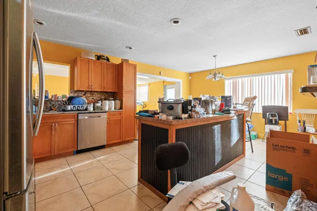  Residence photo 25