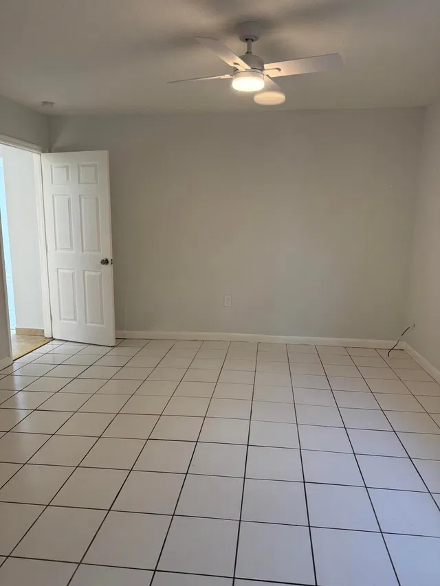 Residence photo 11