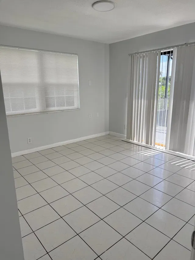  Residence photo 16