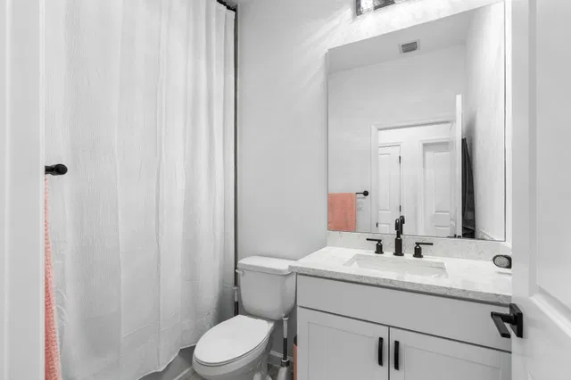  Residence photo 17