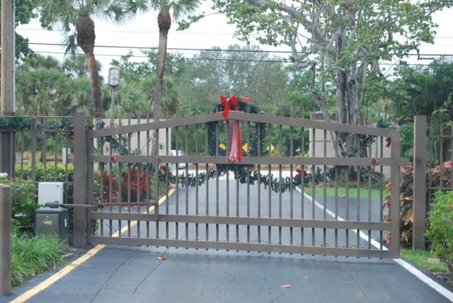 Unit 309 photo 29