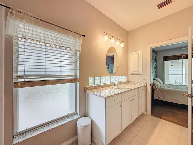  Residence photo 42