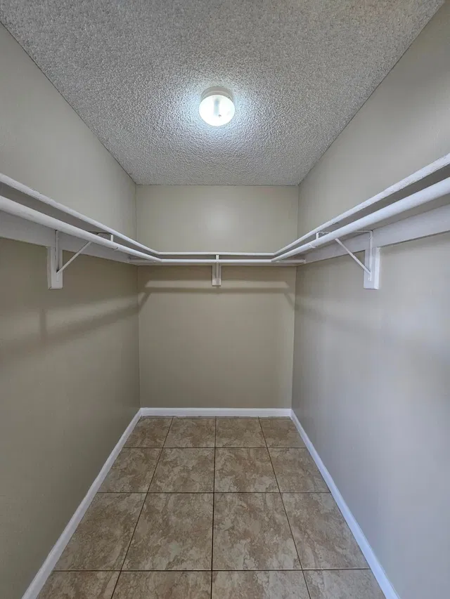  Unit 302 photo 11