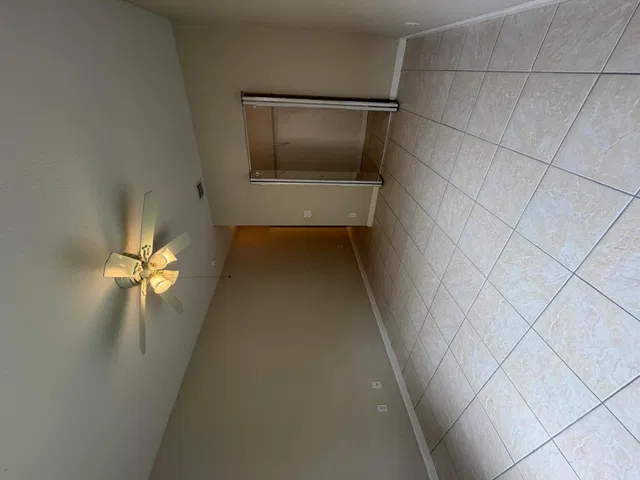 Unit 45 photo 19