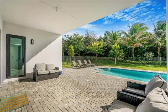 Boca Bridges Residence photo 26