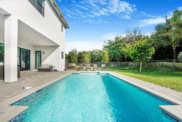 Boca Bridges Residence photo 28