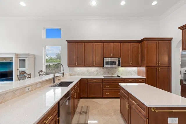  Residence photo 20
