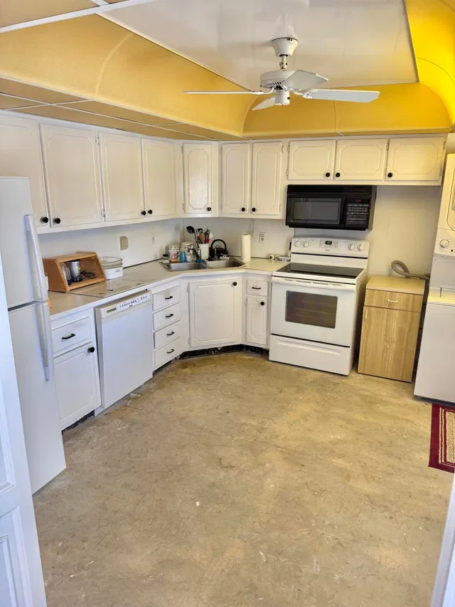 Boca Raton Unit 205A photo 4