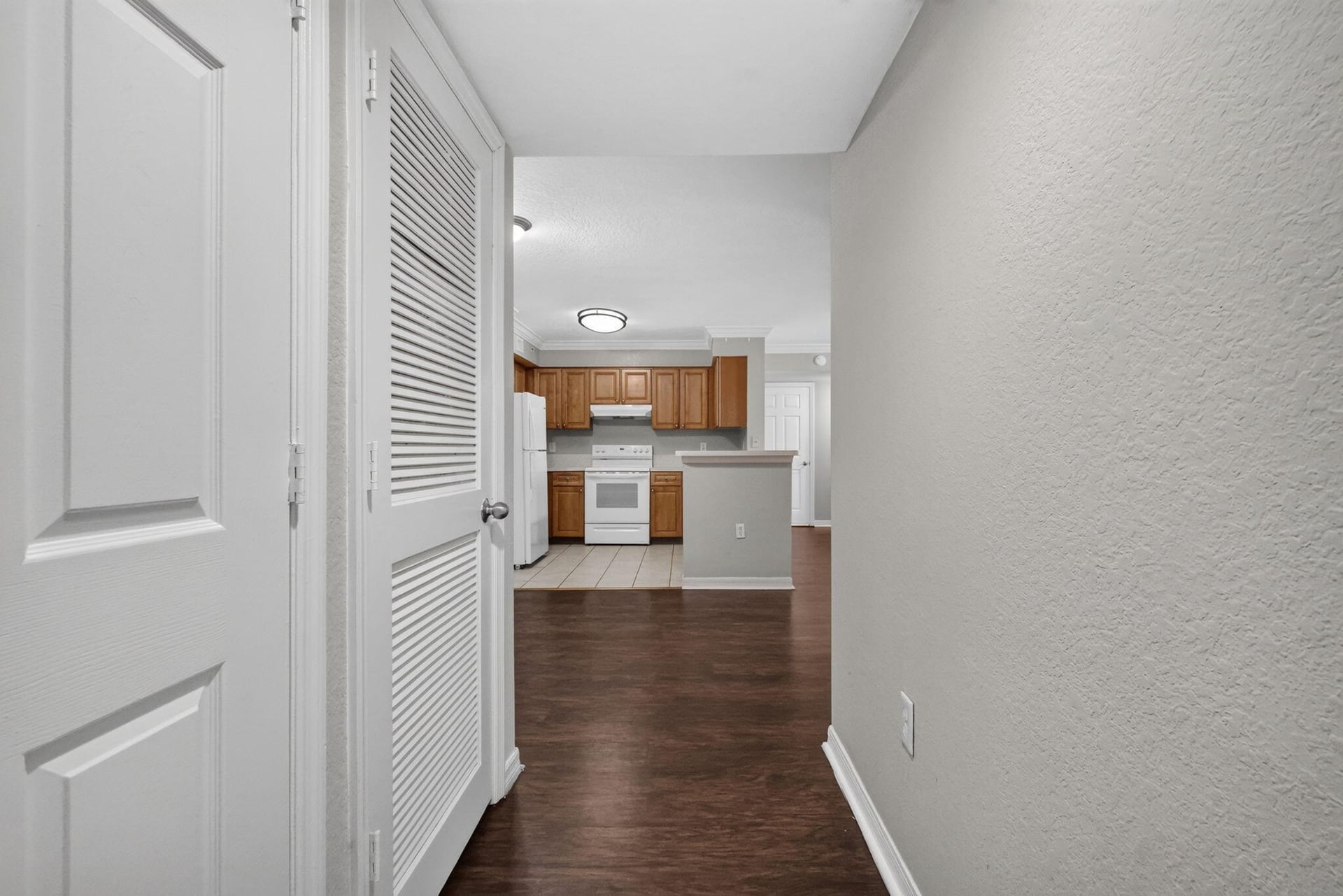 Unit 102 photo 2