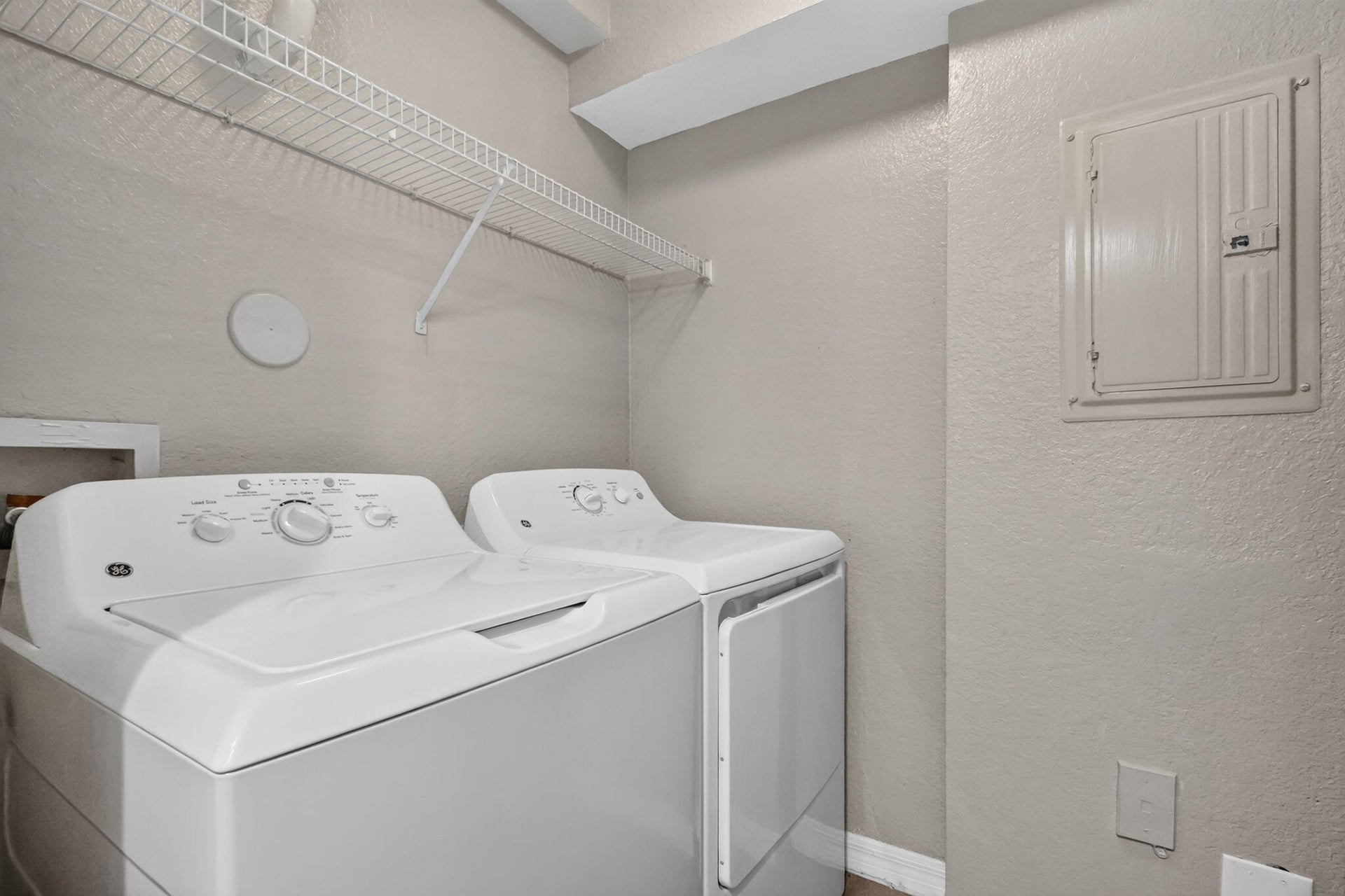 Unit 102 photo 3